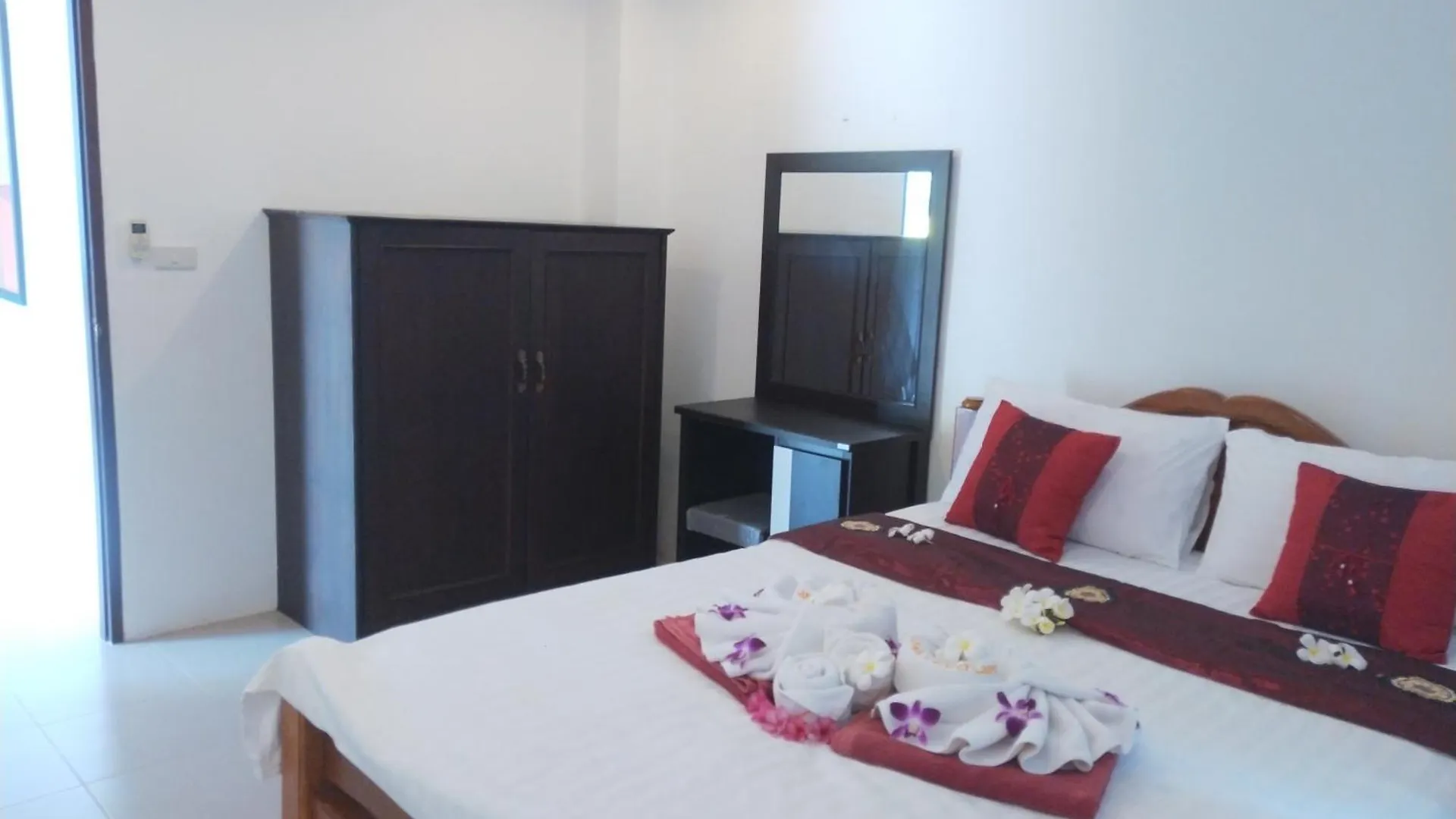 Aparthotel White Flower Lanta Koh Lanta