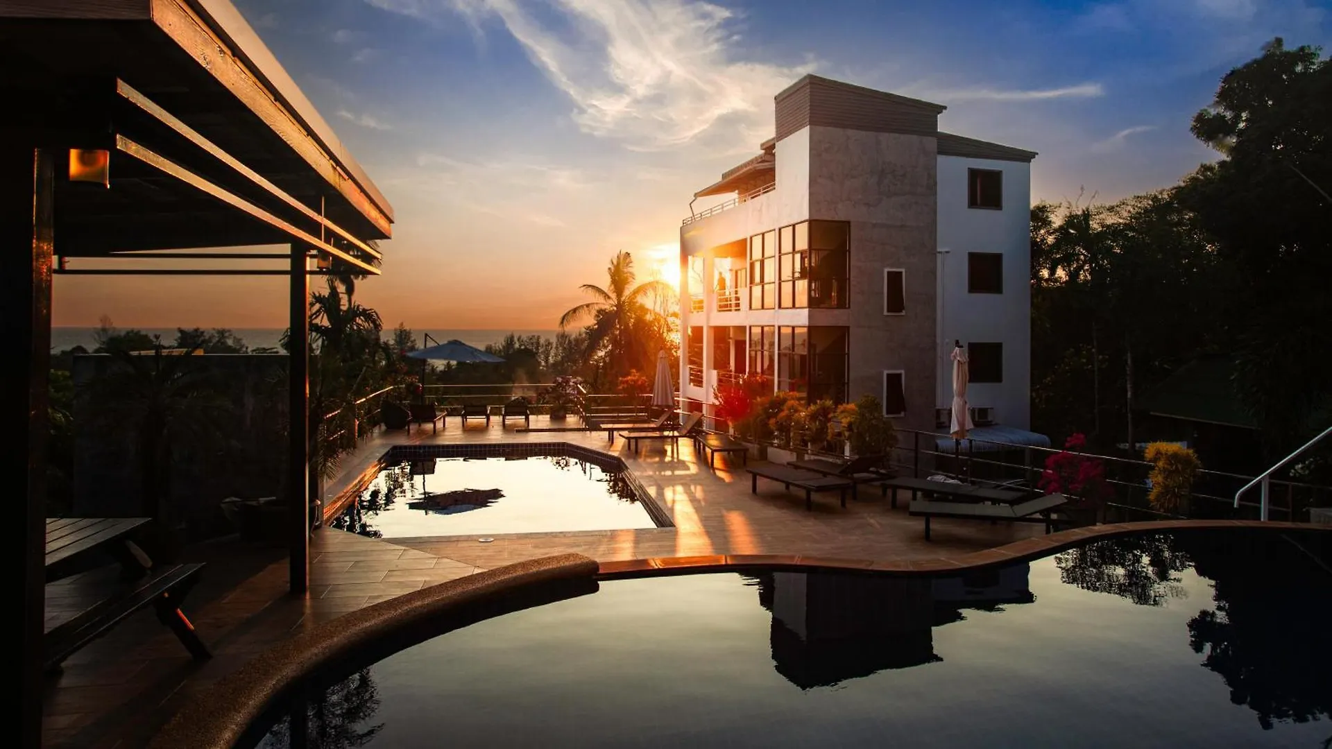Aparthotel White Flower Lanta Koh Lanta